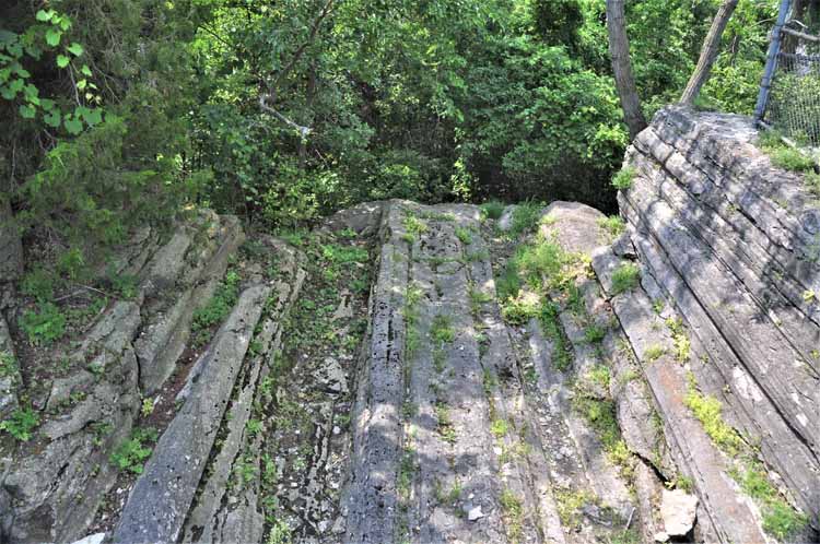 glacial grooves